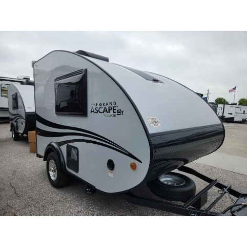 Grand Ascape ST teardrop travel trailer exterior